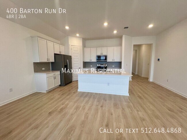 Foto del edificio - 400 Barton Run Dr