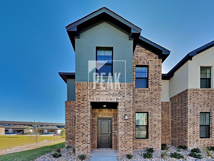 422 Willow Crossing E