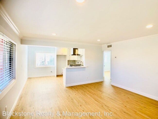 Foto del edificio - 413 E Windsor Rd