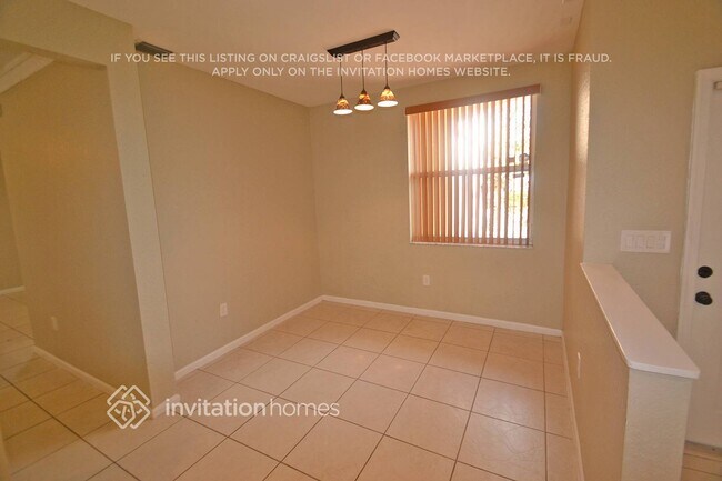 Foto del edificio - 4937 NW 55th Blvd