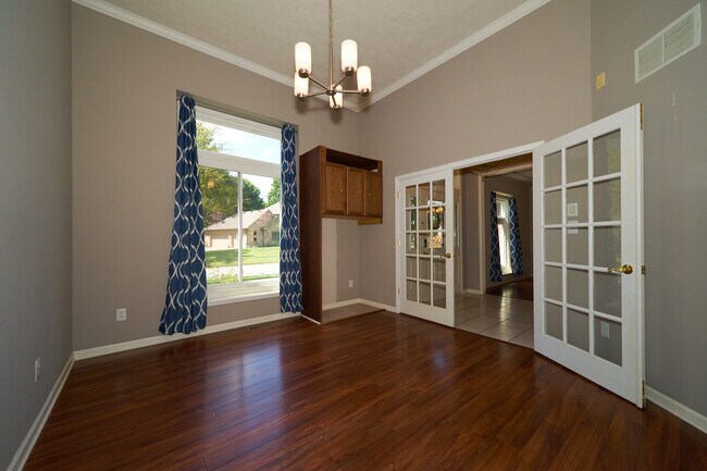 Foto del edificio - 6782 White Oak Dr