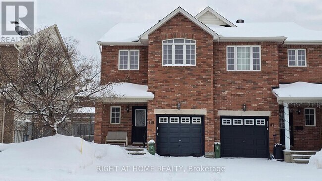 Building Photo - 119 Romina St