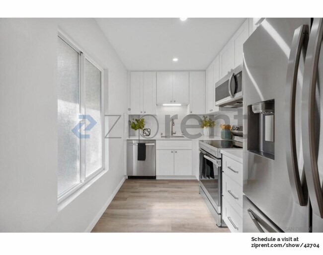 Foto del edificio - 3769 1st Ave.