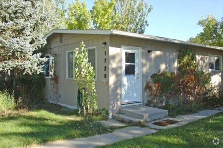 Building Photo - 1720 Lynn Ave