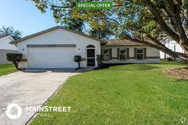 Building Photo - 13903 Briardale Ln