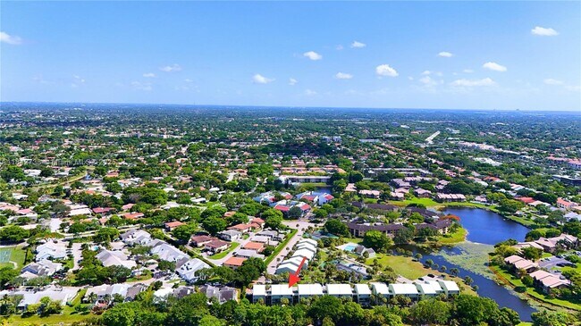 Foto del edificio - 8911 NW 28th Dr