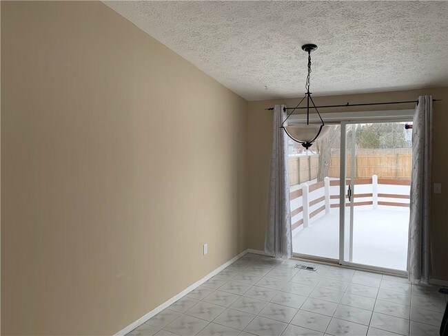 Building Photo - 3 Barringer Dr