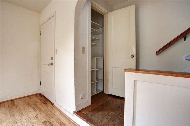 Foto del edificio - 221 22nd Ave E