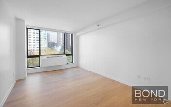 Building Photo - 55-75 West End Avenue