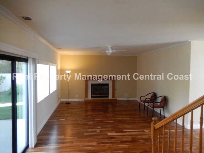 Foto del edificio - AVAILABLE SEPTEMBER - Pristine SLO Executi...