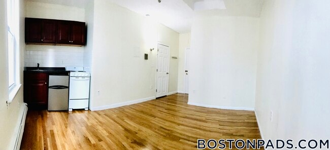 Building Photo - 49 S Huntington Ave