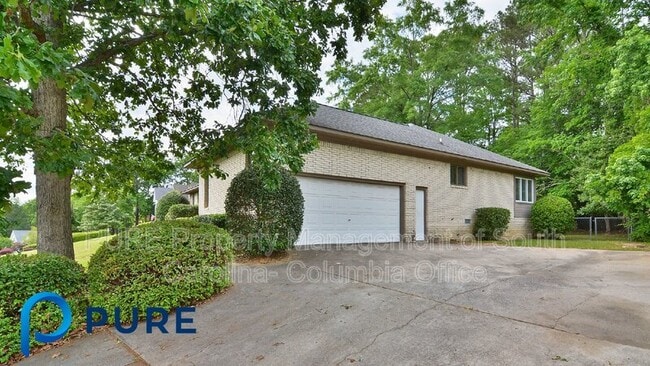 Building Photo - 115 Wexwood Ct