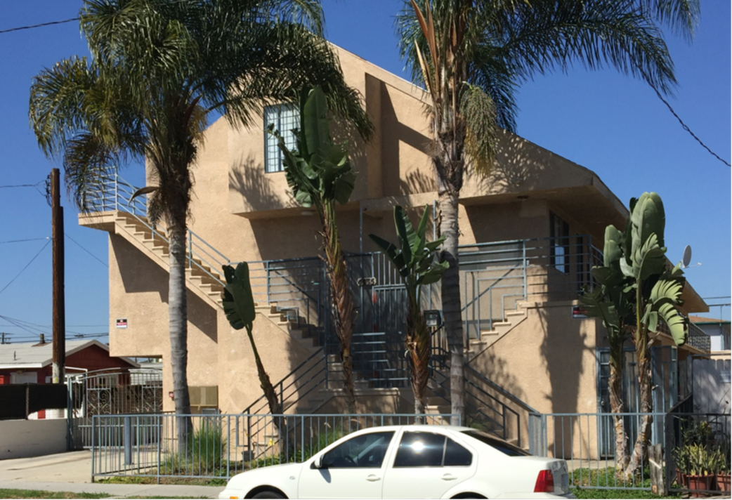 Foto principal - 4335 W Rosecrans Ave