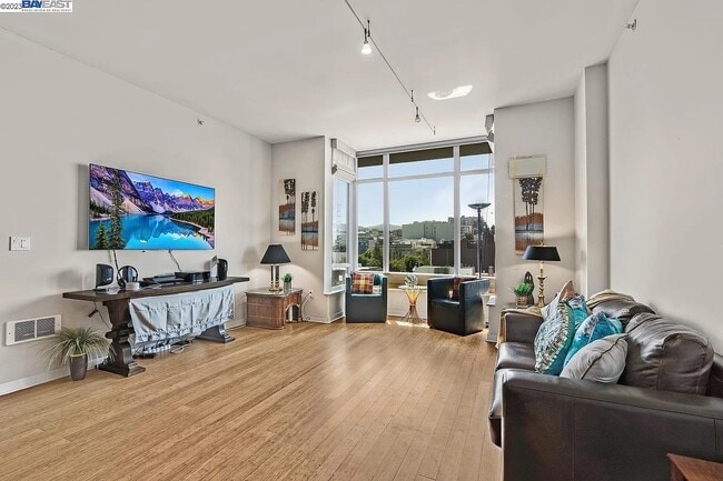 Photo - 55 Page St Townhome