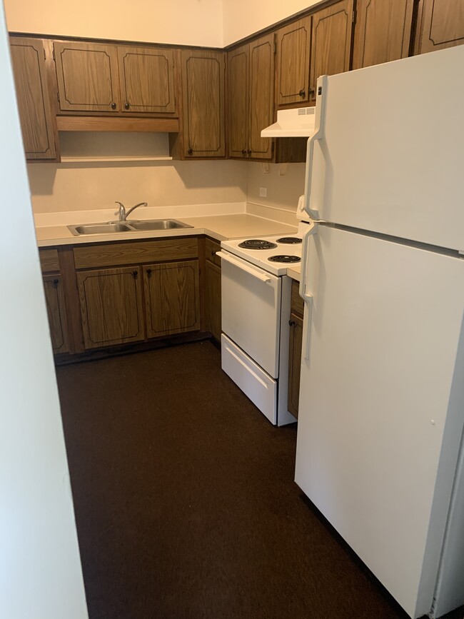Building Photo - 724 Moraine Trace