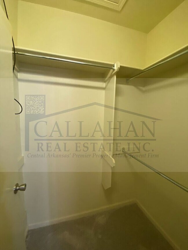 Foto del edificio - Jacksonville 4 Bedroom Home