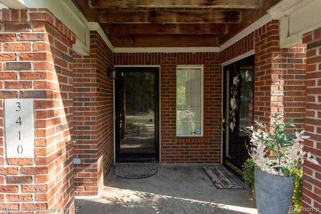 Building Photo - 3410 Wilkerson Cir