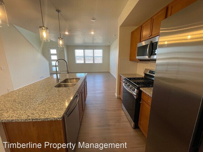 Building Photo - 3 br, 2.5 bath House - 1551 Spring Water P...