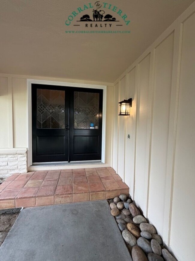 Foto del edificio - Stunning Single-Family Home in the Prestig...