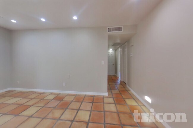 Foto del edificio - 18633 N 15th St