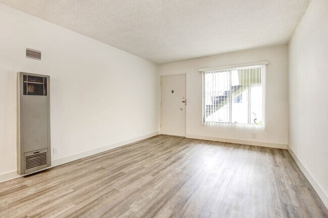 Foto del edificio - 937 6th St in Santa Monica - North of Wils...