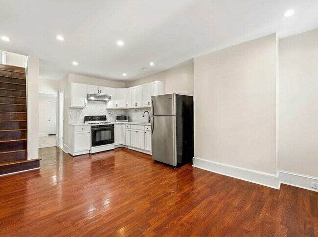 Foto del edificio - 928 W Boston St