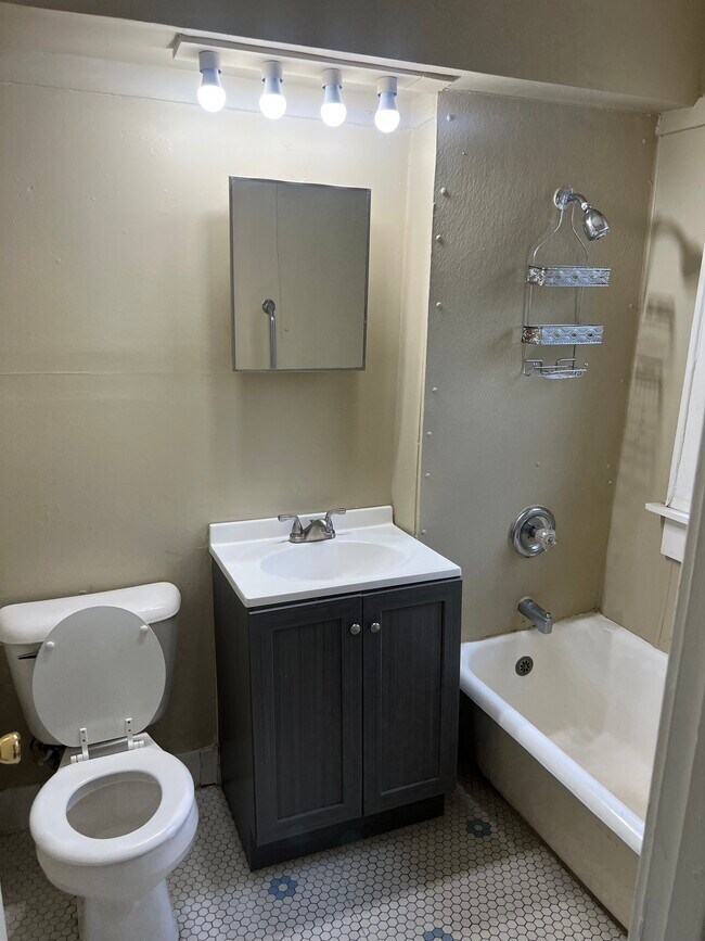 Foto del edificio - 3032 W Pierce St
