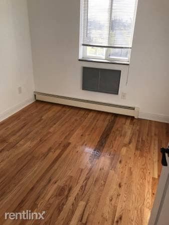 Building Photo - 6716 73rd Pl