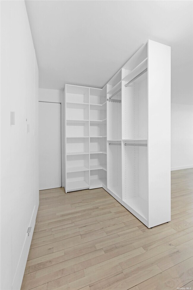 Building Photo - 322 W 57th St