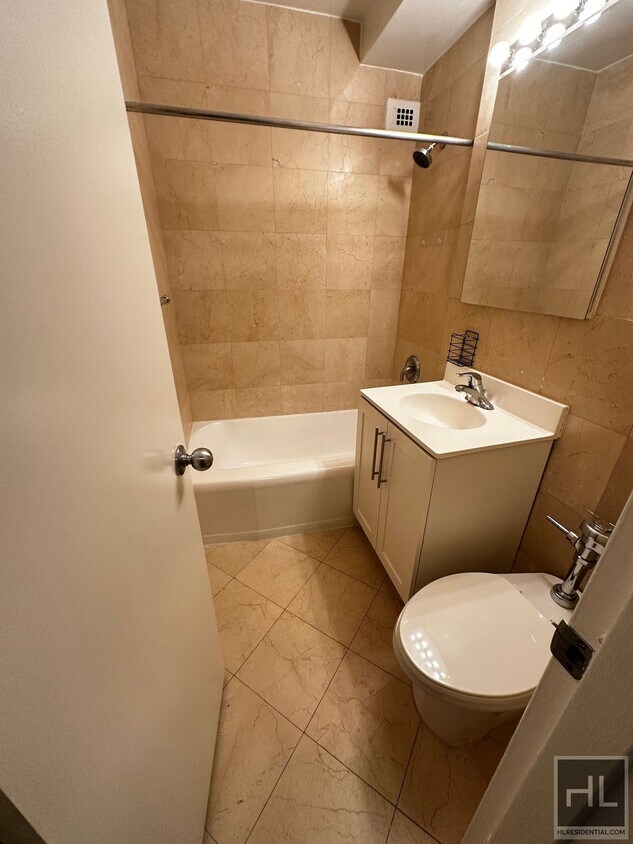 Building Photo - East 79th Street