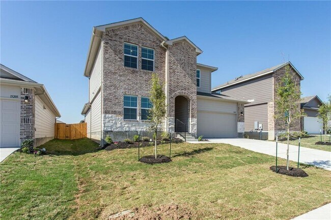 Foto del edificio - 15201 Siberian Elm Ln