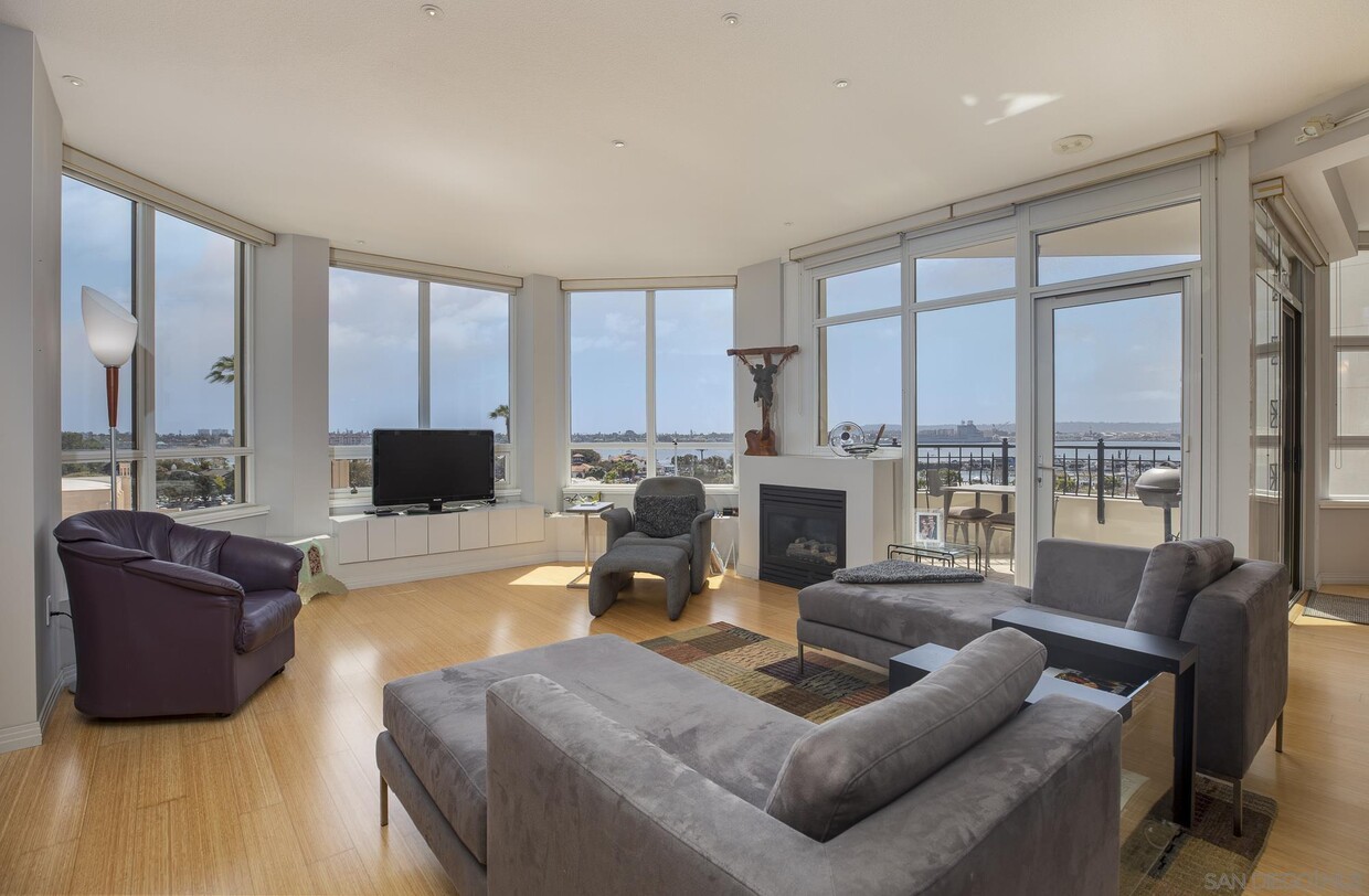 Foto principal - 700 W Harbor Dr