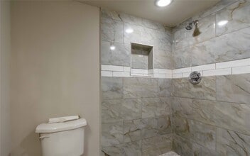 Building Photo - 12046 Beechnut St