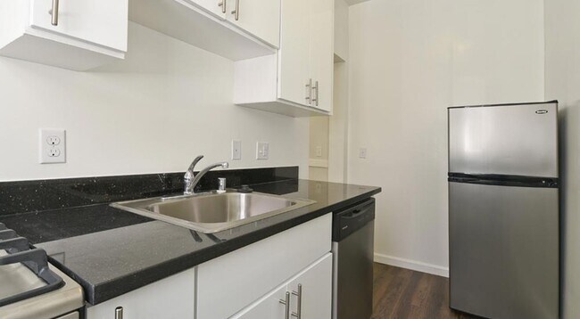 Foto del edificio - 1029 Geary Street, Unit 41