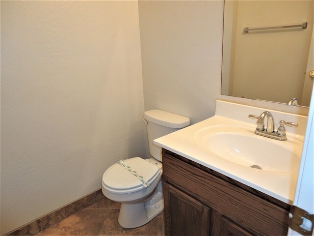 Building Photo - 3336 E Chickadee Road