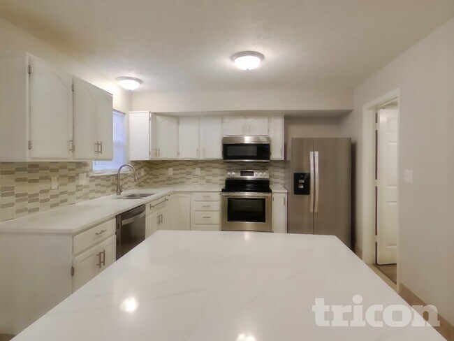 Foto del edificio - 2336 Wynbrooke Blvd