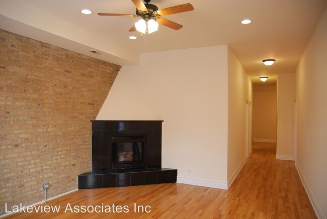 Building Photo - 2053 N Sheffield Ave
