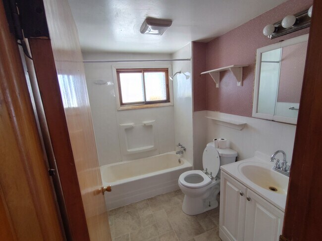 Foto del edificio - 258 Tippery Rd