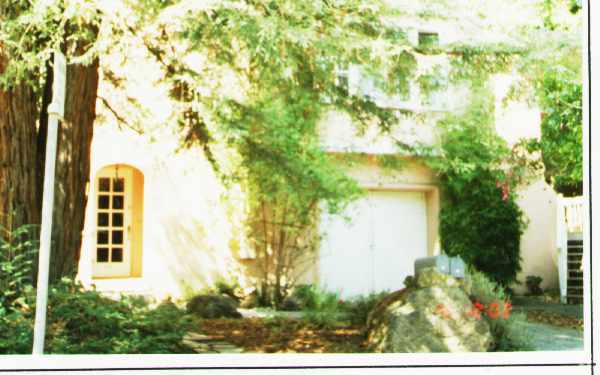 Primary Photo - 40 Manor Rd