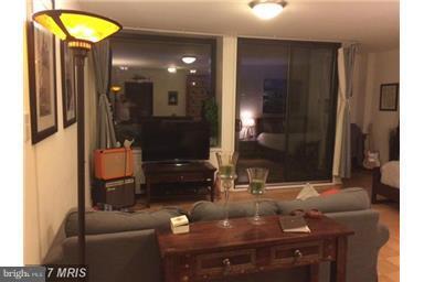 Foto del edificio - 429 N St SW
