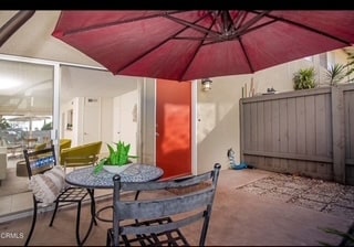 Primary Photo - 708 W Sierra Madre Blvd