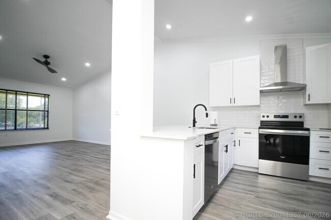 Foto del edificio - 13055 Albright Ct
