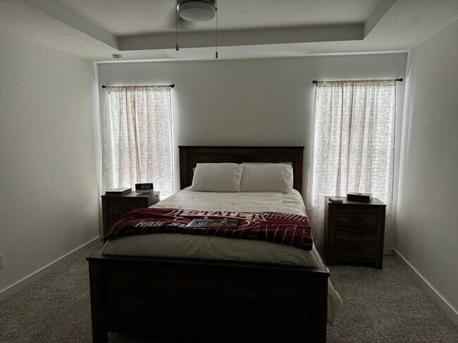 Building Photo - 5889 Tyndall Pl