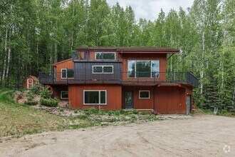 Building Photo - 1499 Golden View Dr