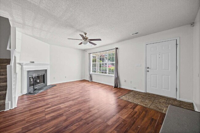 Building Photo - 5720 Prescott Ct