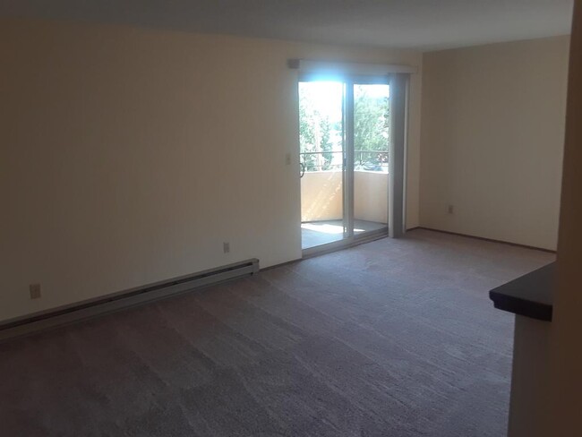 Building Photo - Magnolia Suites - 2 bedrooms