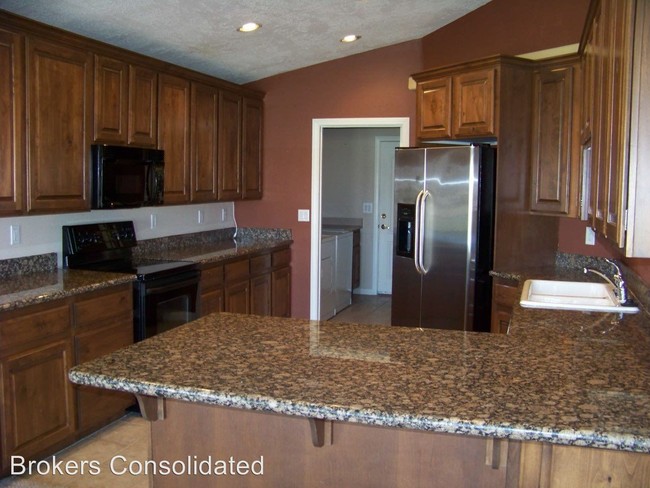Building Photo - 3 br, 3 bath House - 247 Palmer Lane