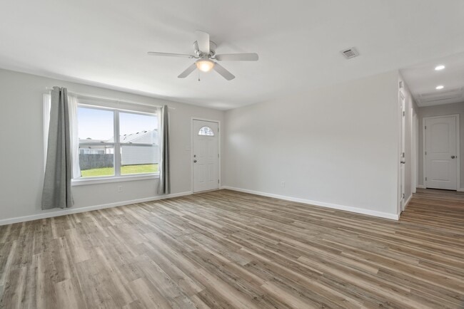 Building Photo - 2884 Bamberg Pl
