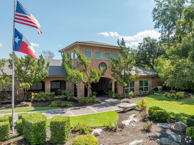 Leasing Office - Forest Park Apartment Homes