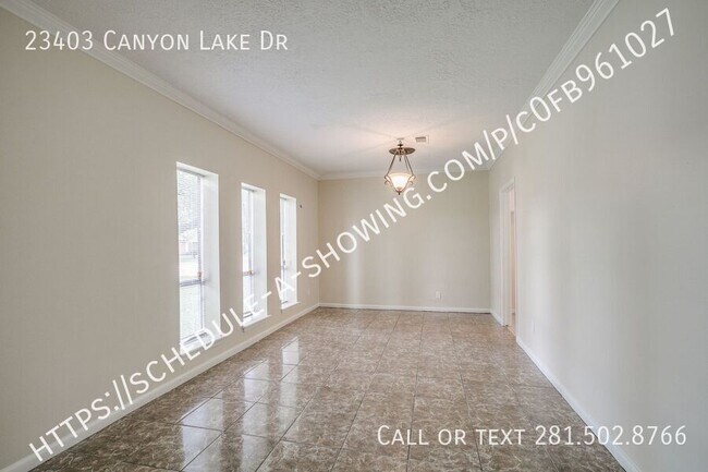 Foto del edificio - 23403 Canyon Lake Dr